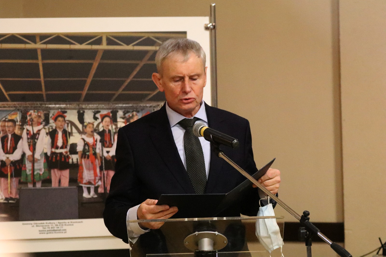 Uroczysta sesja w Kunicach. Józef Pieróg złożył ślubowanie