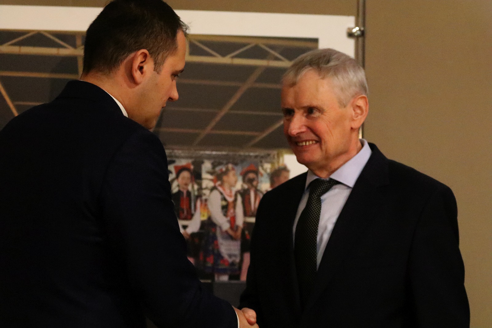 Uroczysta sesja w Kunicach. Józef Pieróg złożył ślubowanie