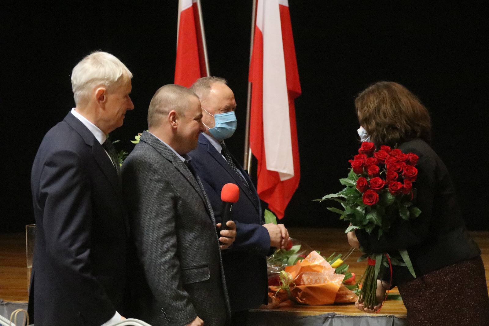 Uroczysta sesja w Kunicach. Józef Pieróg złożył ślubowanie