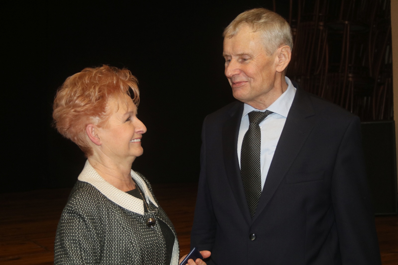 Uroczysta sesja w Kunicach. Józef Pieróg złożył ślubowanie