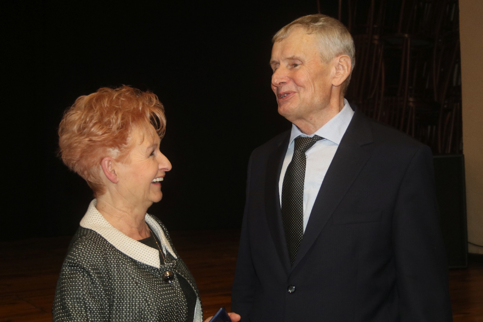 Uroczysta sesja w Kunicach. Józef Pieróg złożył ślubowanie