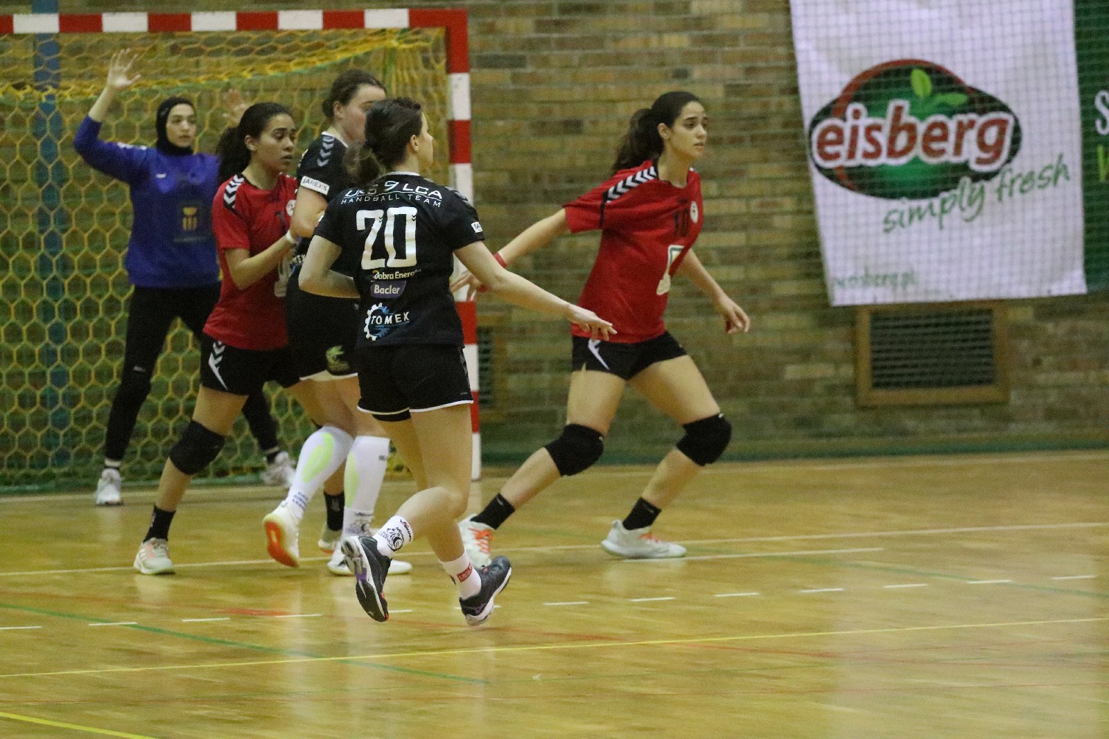 Młodzieżowa kadra Egiptu wygrywa w sparingu z Dziewiątką Legnica