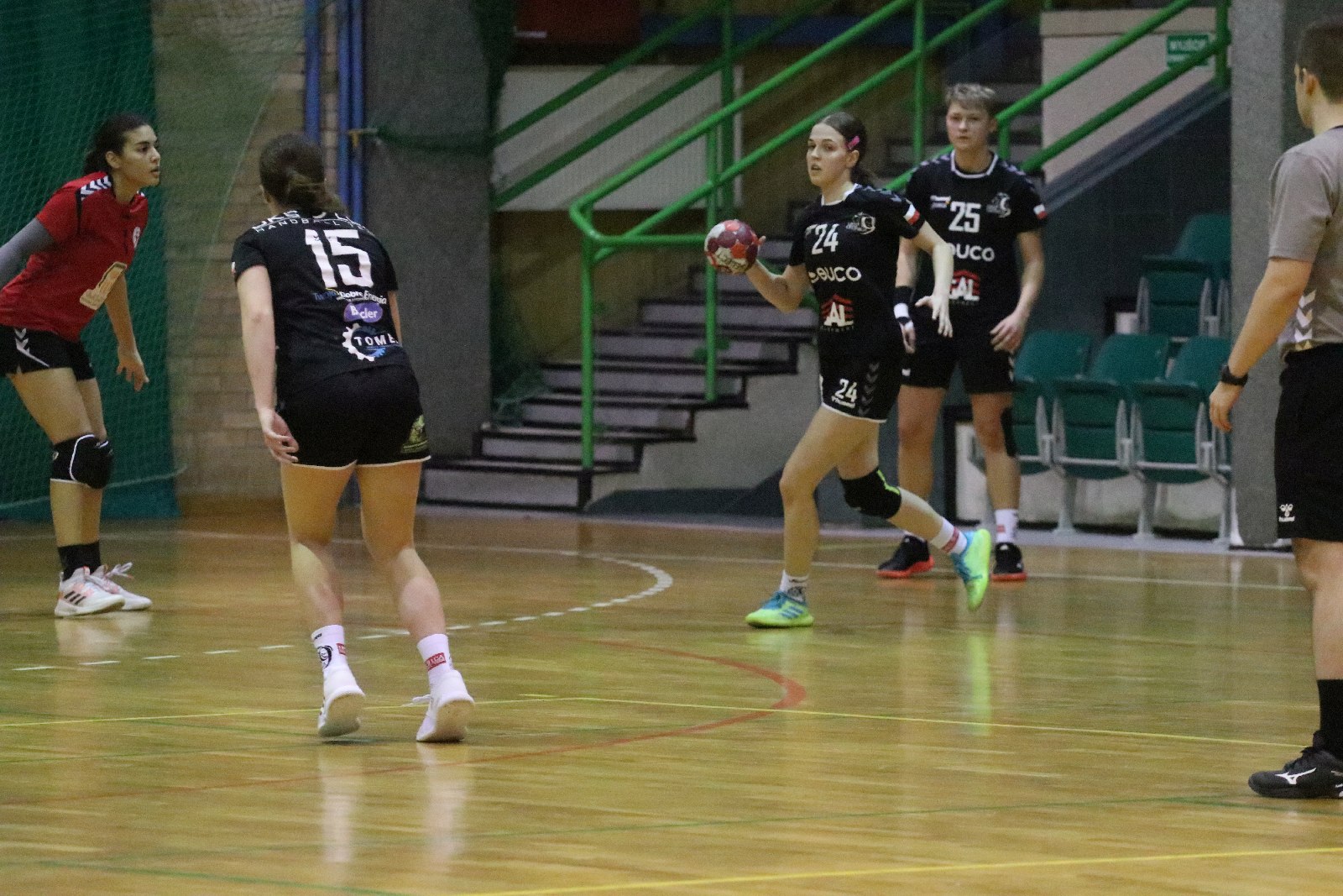 Młodzieżowa kadra Egiptu wygrywa w sparingu z Dziewiątką Legnica