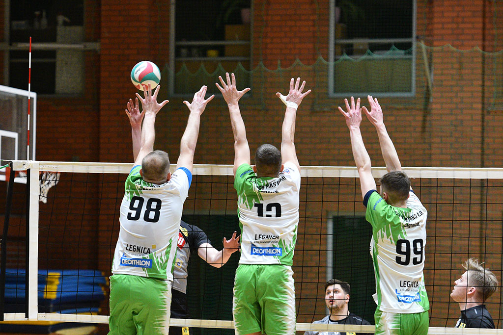 Tie-break zadecydował o wygranej Ikara Legnica
