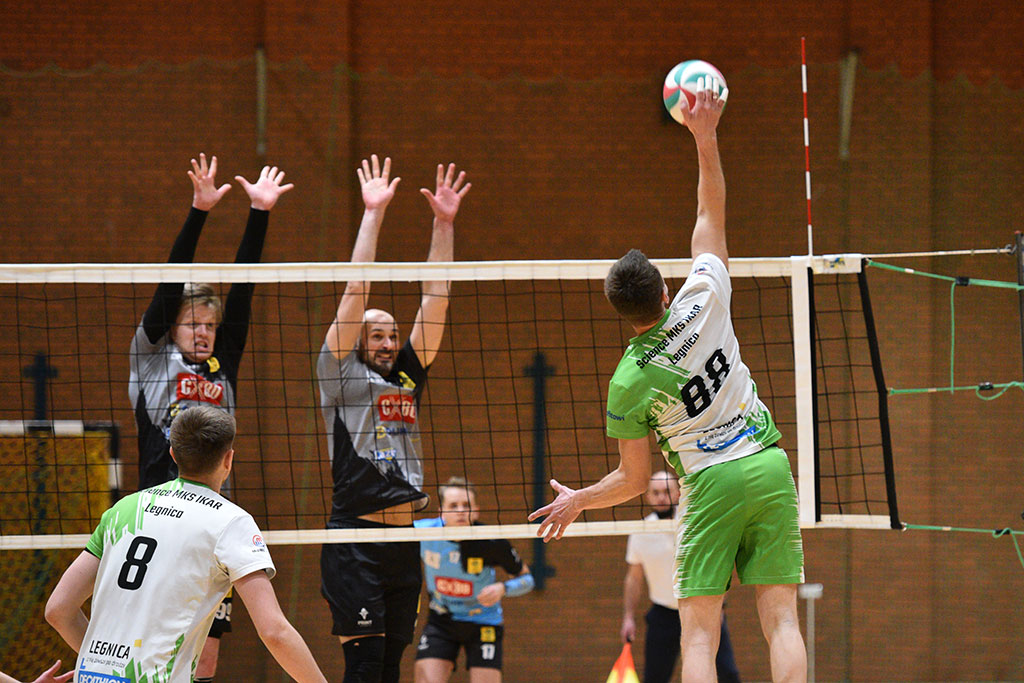 Tie-break zadecydował o wygranej Ikara Legnica