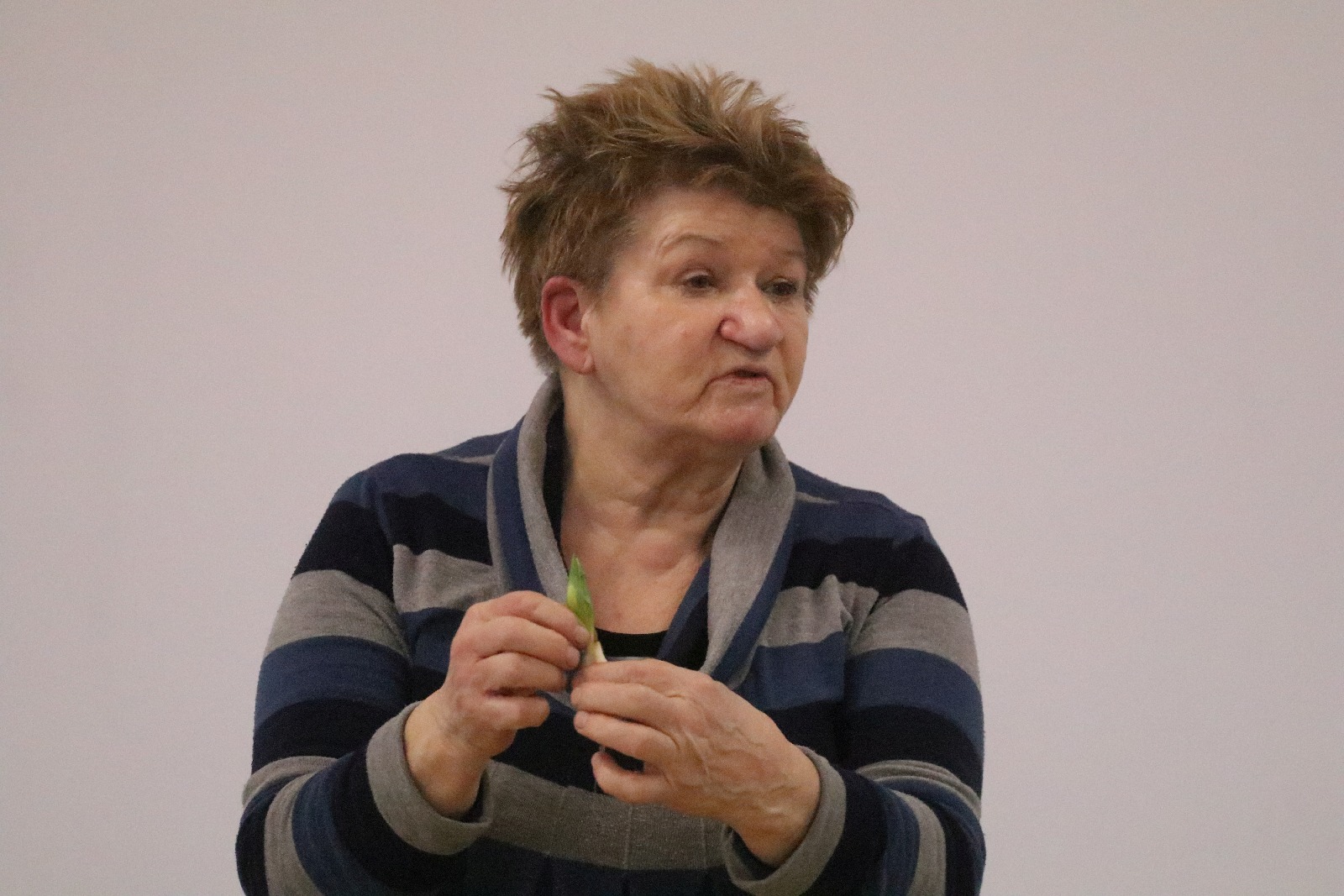 Mieszkańcy Kunic tworzyli wiosenne kompozycje kwiatowe