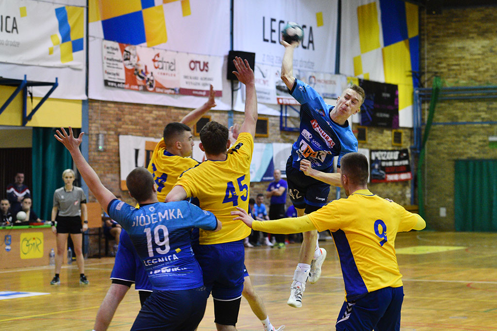 Siódemka przegrywa z Vive Kielce ale awansuje do Final Four
