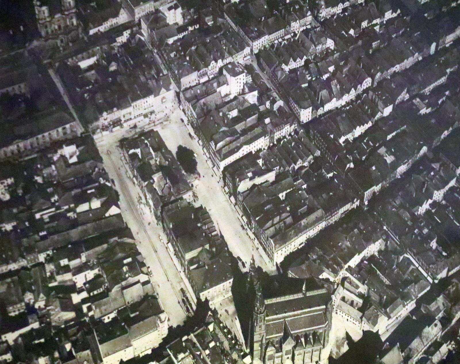 W dawnym atelier. Dzieje fotografii w Legnicy 1839–1939
