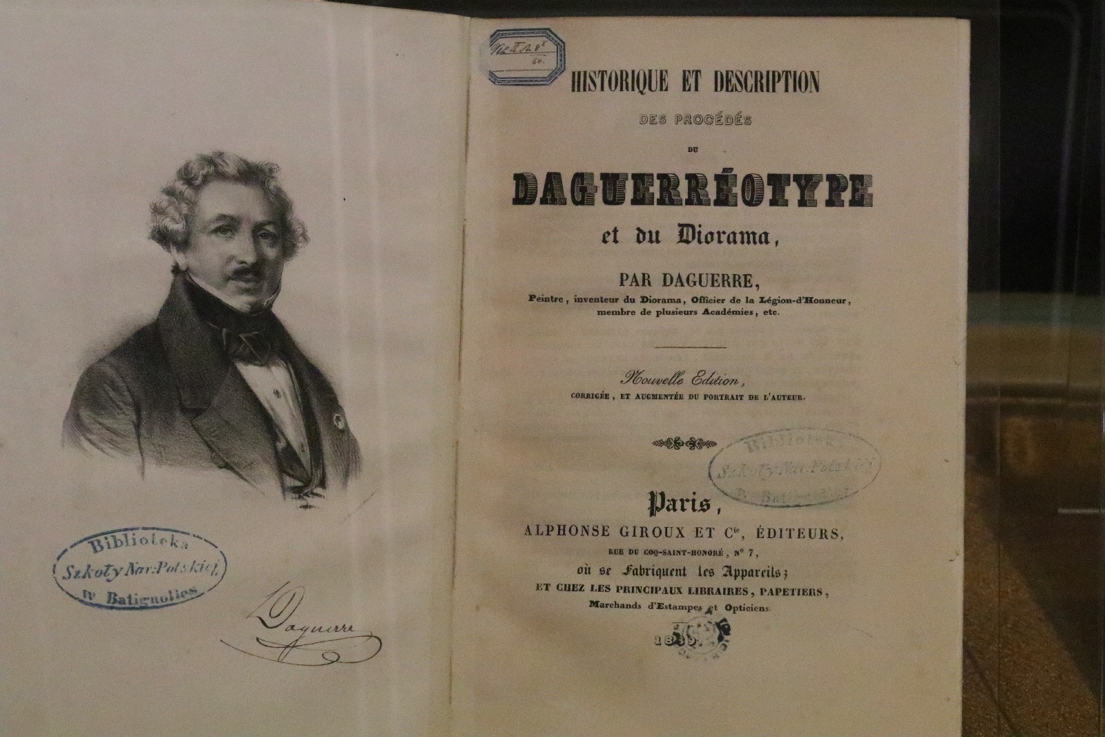 W dawnym atelier. Dzieje fotografii w Legnicy 1839–1939