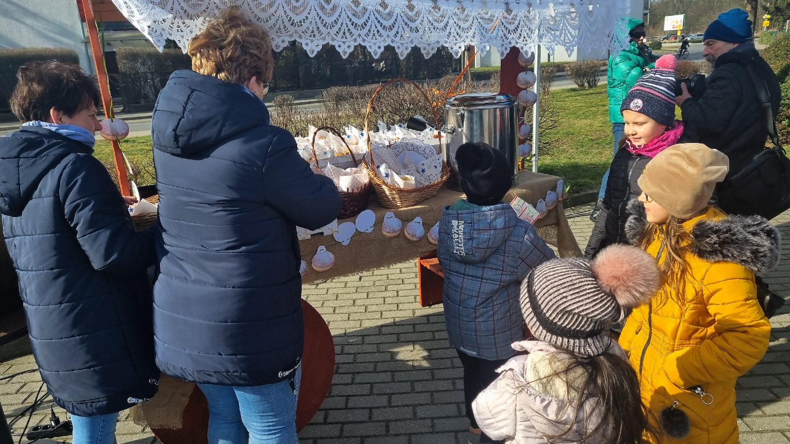 Pączkowe szaleństwo w Prochowicach. Słodko i na sportowo