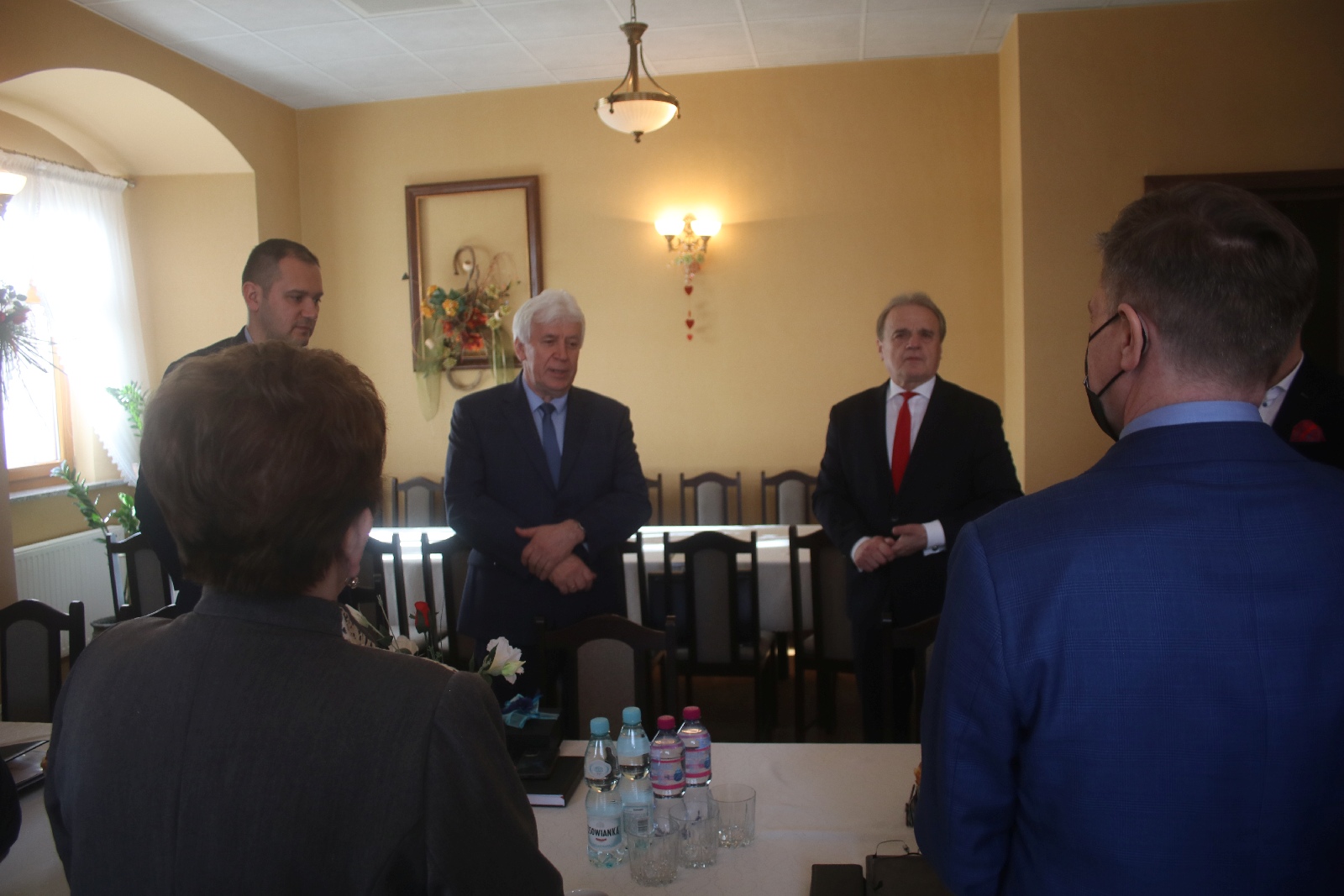 Koledzy samorządowcy pożegnali odwołanego wójta gminy Kunice