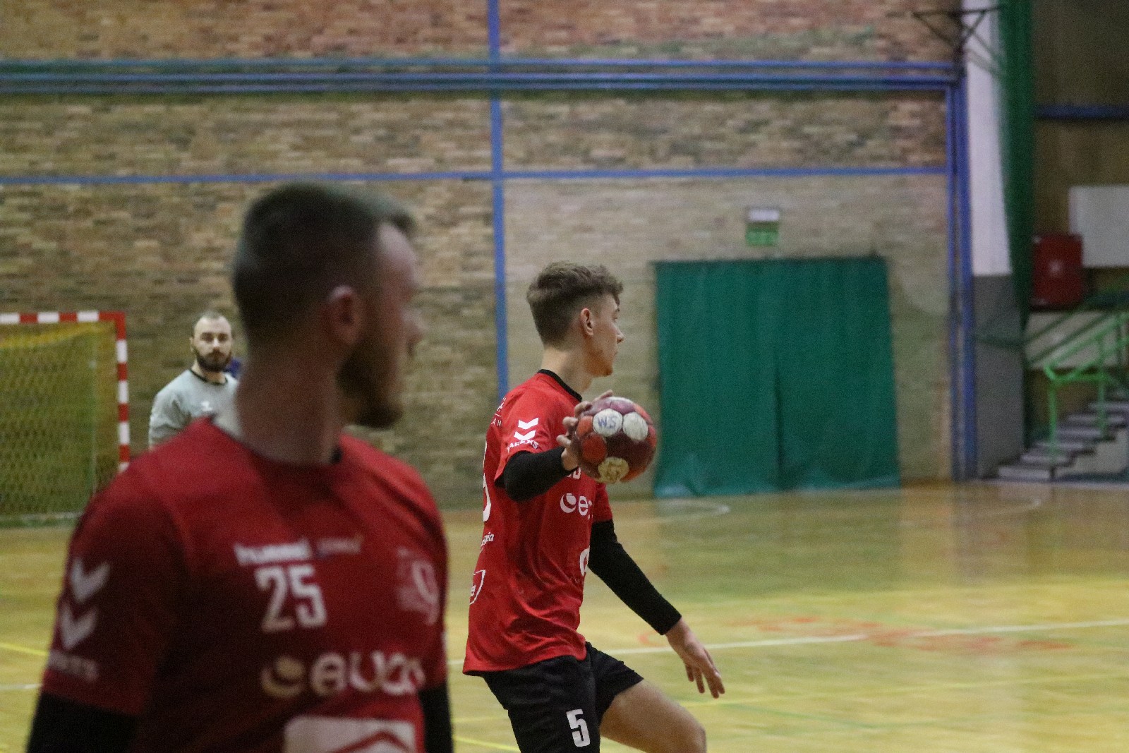 Bez niespodzianki w Legnicy. Dziewiątka przegrała z Borem
