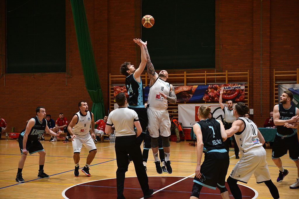 Onlajnersi Kangoo Basket Gorzów wygrali po dogrywce z Basketem