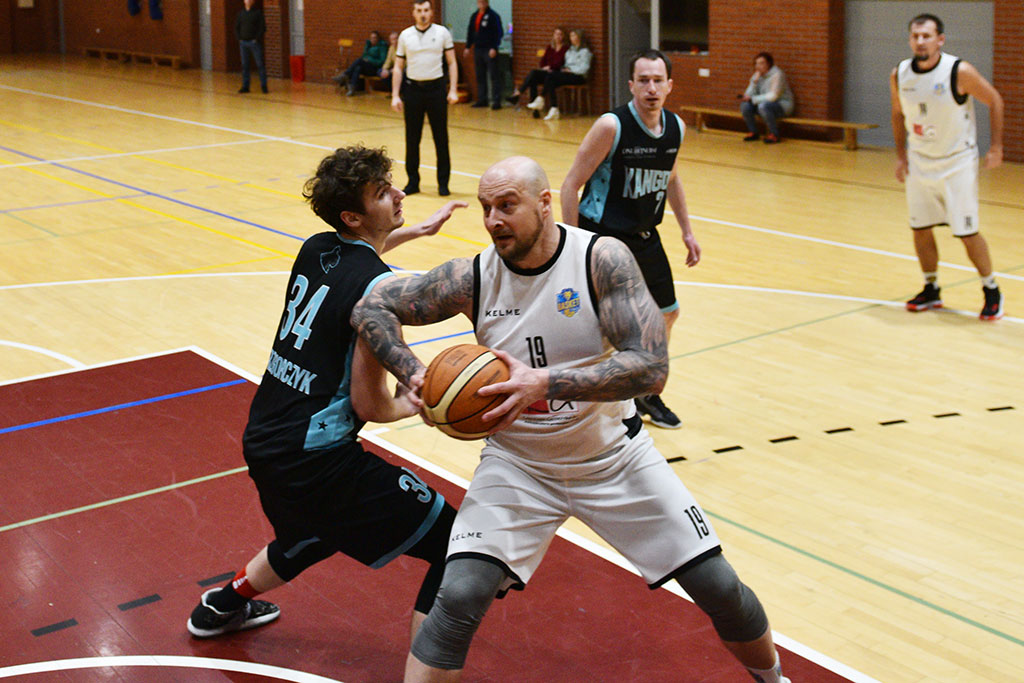 Onlajnersi Kangoo Basket Gorzów wygrali po dogrywce z Basketem