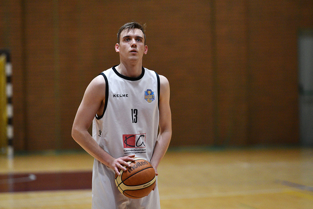 Onlajnersi Kangoo Basket Gorzów wygrali po dogrywce z Basketem