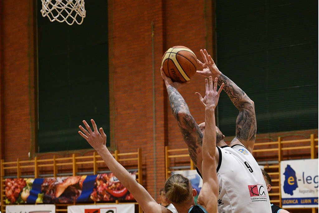 Onlajnersi Kangoo Basket Gorzów wygrali po dogrywce z Basketem