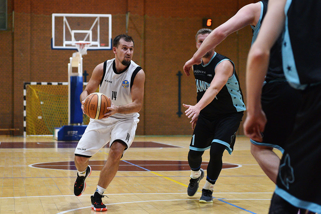 Onlajnersi Kangoo Basket Gorzów wygrali po dogrywce z Basketem