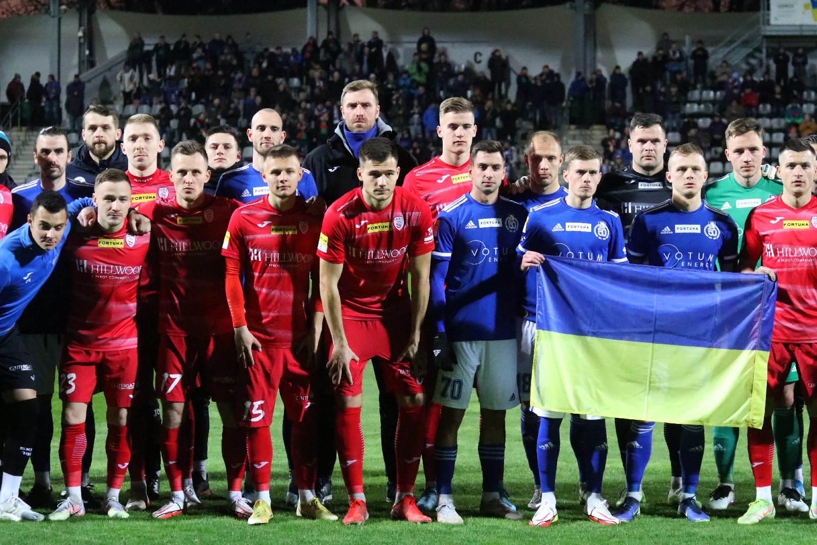 Bramki Caroliny i Mijuskovića dają Miedzi trzy punkty ze Skrą