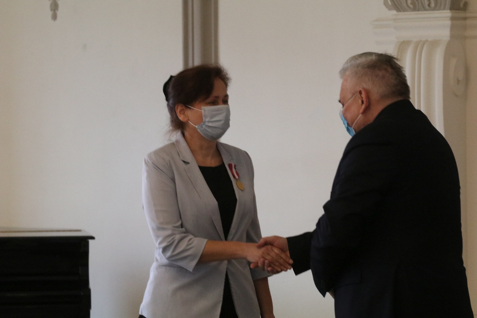 Wicewojewoda wręczył medale za długoletnią służbę