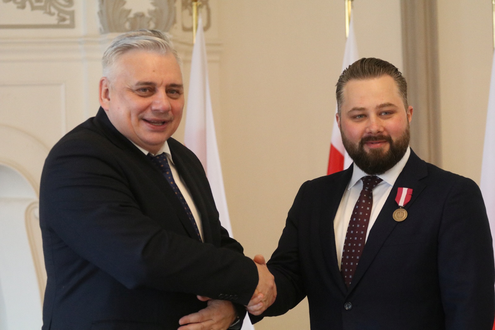 Wicewojewoda wręczył medale za długoletnią służbę