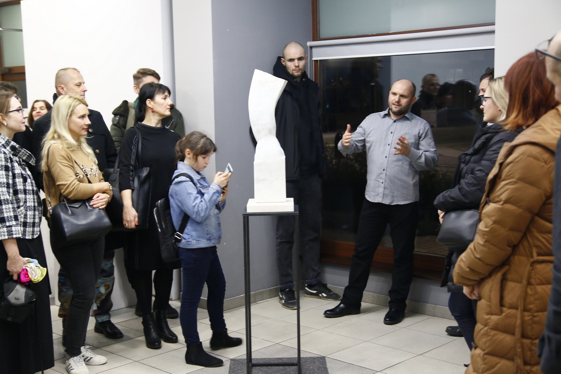 „Ładne rzeczy” żegnają się z legnickimi koneserami sztuki