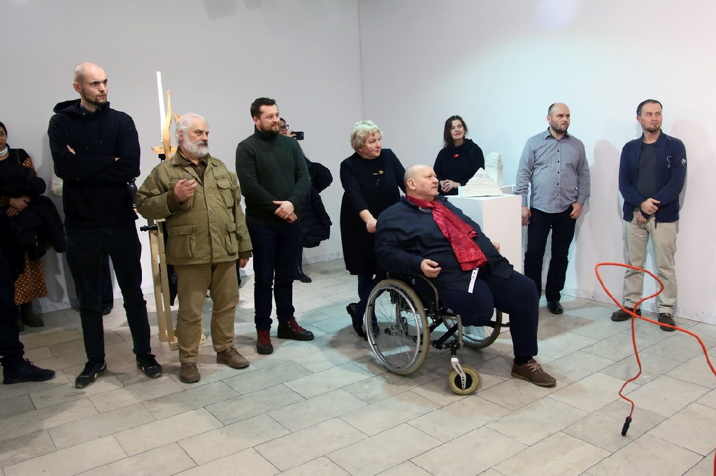 „Ładne rzeczy” żegnają się z legnickimi koneserami sztuki