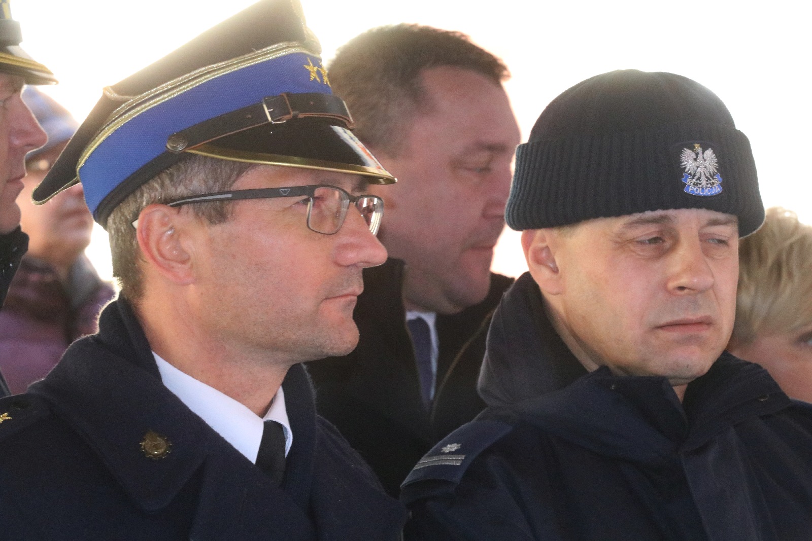 Przekazanie czterech karetek dla legnickiego pogotowia