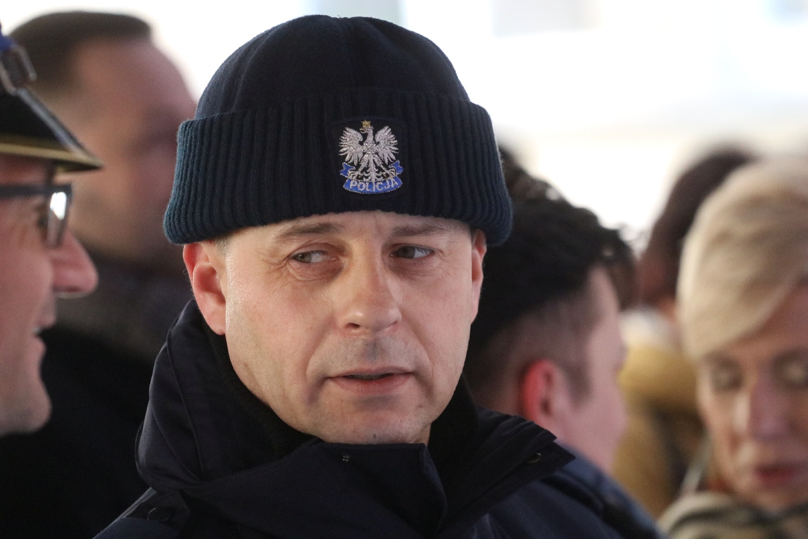 Przekazanie czterech karetek dla legnickiego pogotowia