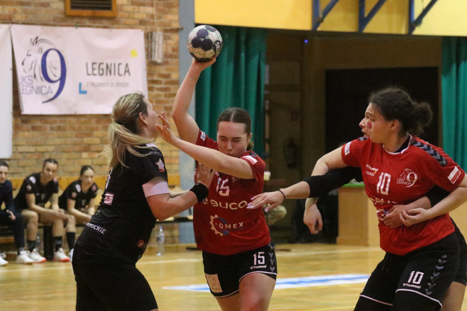Dziewiątka Legnica przegrała z Karkonoszami Jelenia Góra