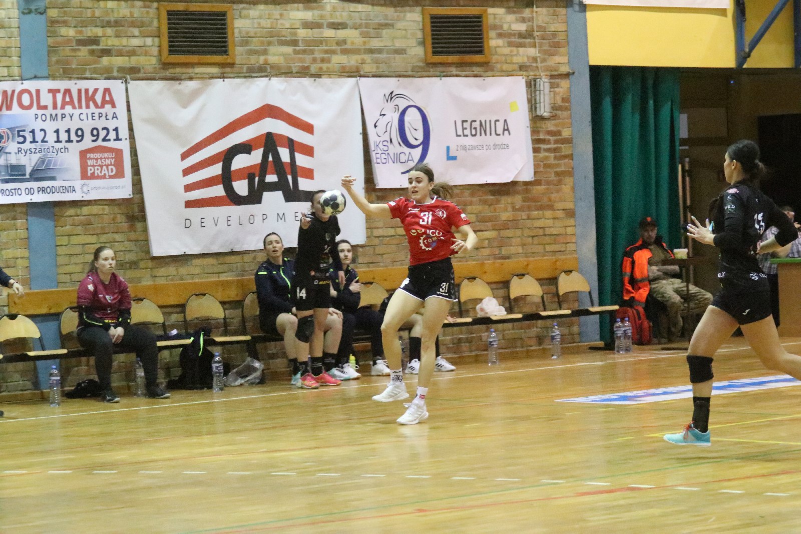 Dziewiątka Legnica przegrała z Karkonoszami Jelenia Góra