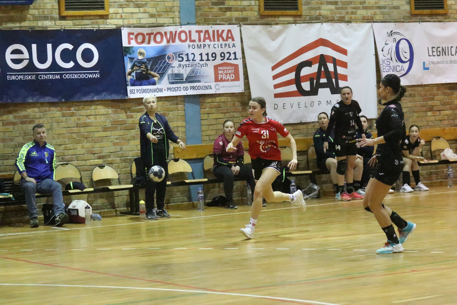 Dziewiątka Legnica przegrała z Karkonoszami Jelenia Góra