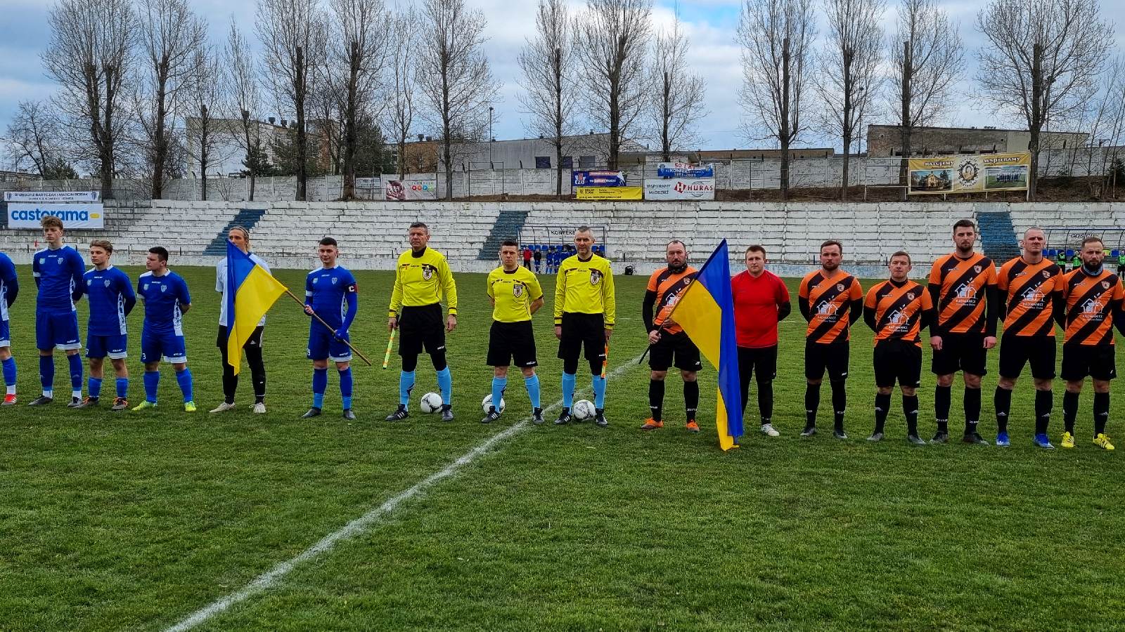 Konfeks Legnica pewnie wygrywa z LZS Byczyną