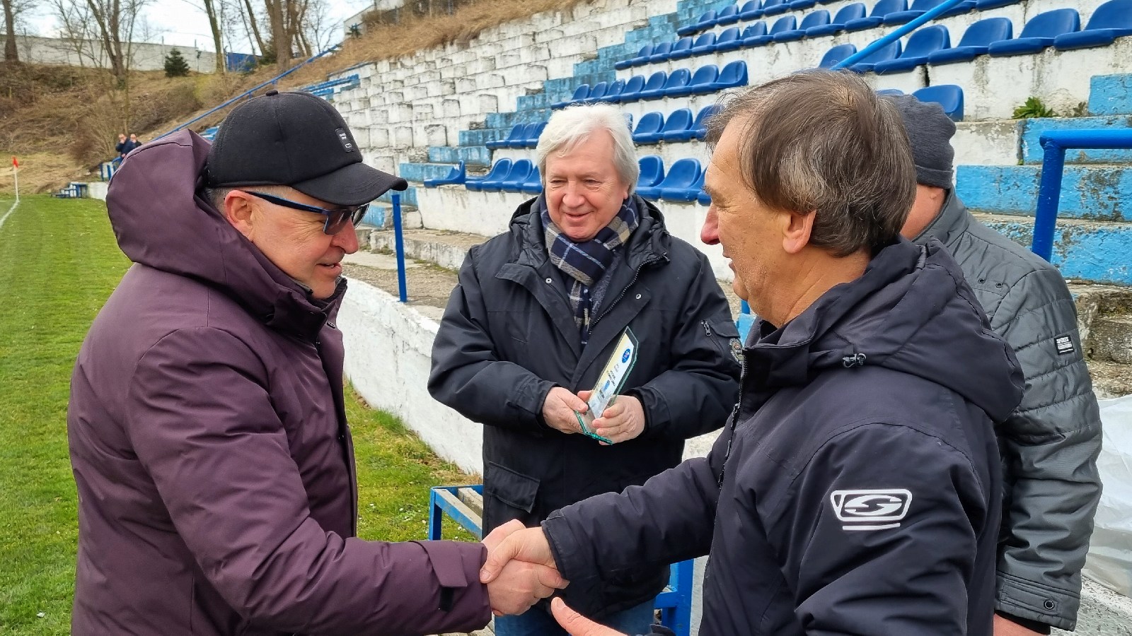 Konfeks Legnica pewnie wygrywa z LZS Byczyną