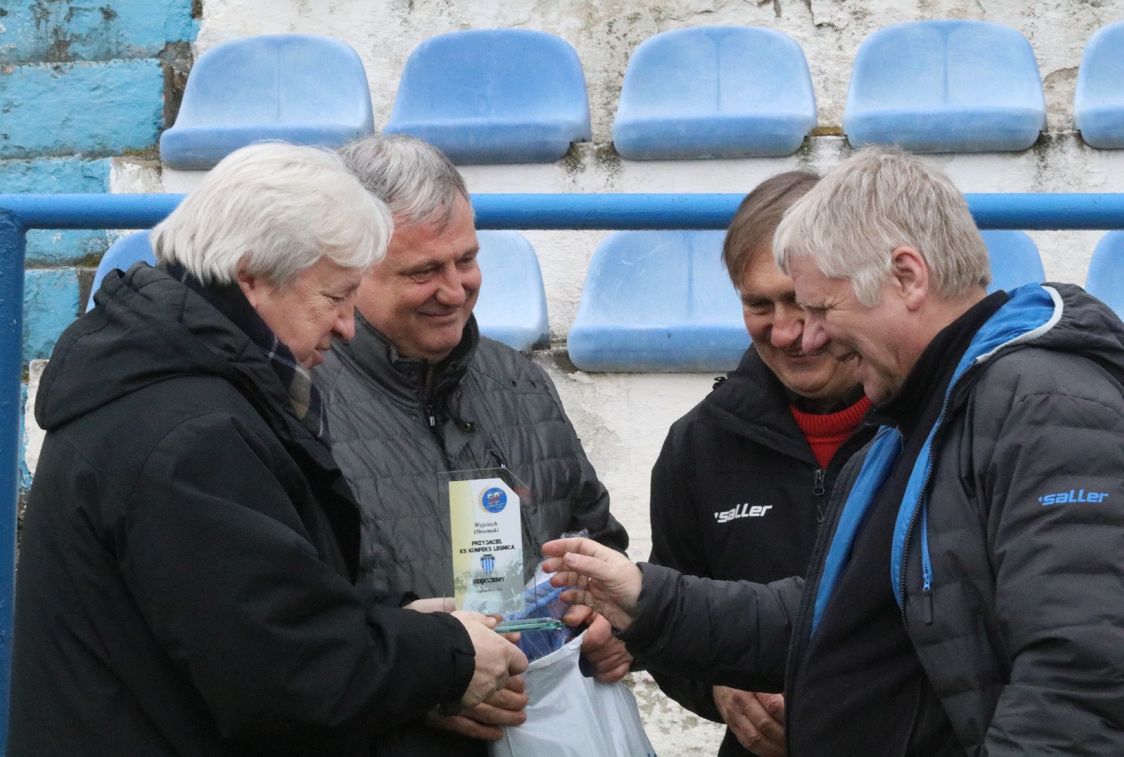 Konfeks Legnica pewnie wygrywa z LZS Byczyną