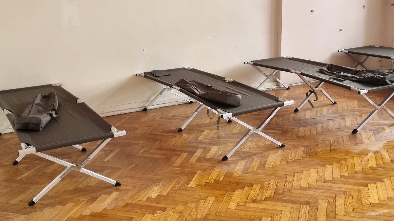 Legniczanie działają. Pomoc płynie z wszystkich stron