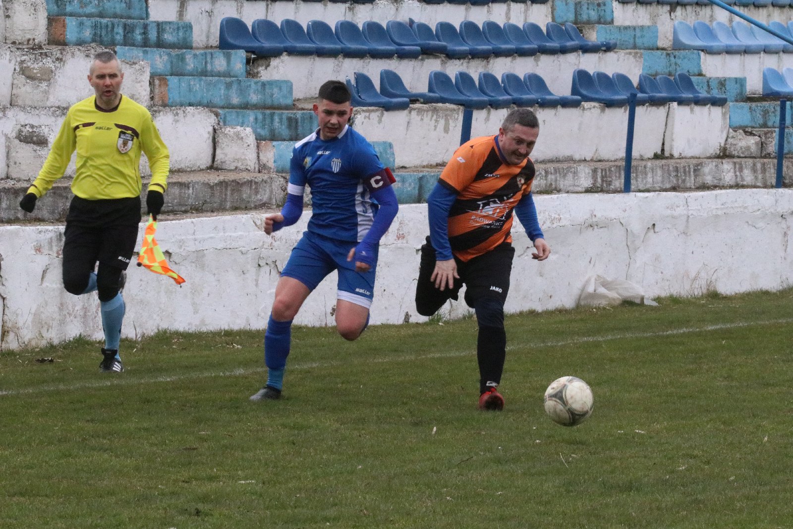 Konfeks Legnica pewnie wygrywa z LZS Byczyną