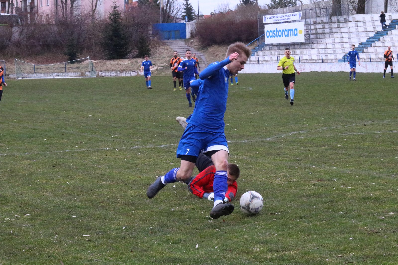 Konfeks Legnica pewnie wygrywa z LZS Byczyną