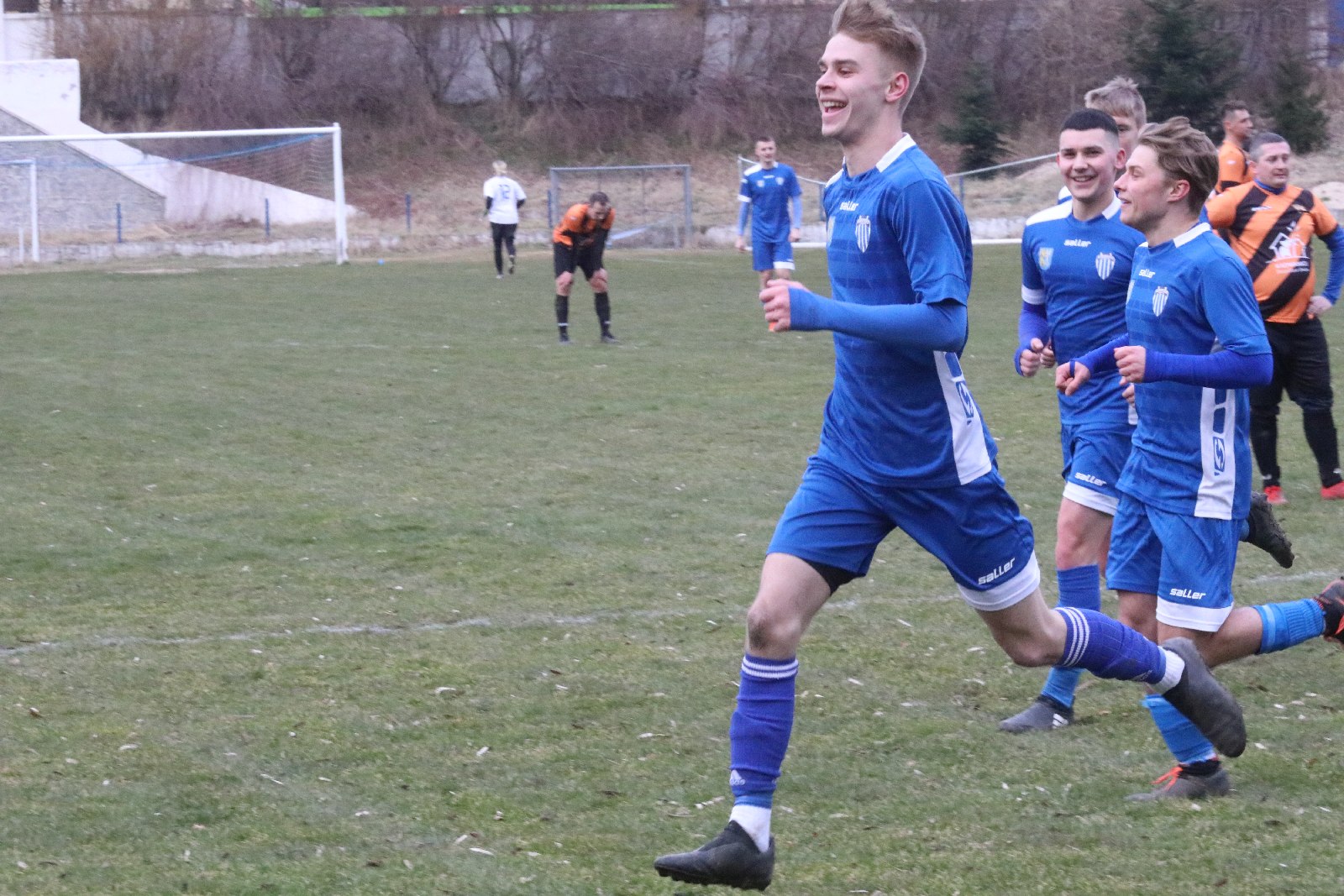 Konfeks Legnica pewnie wygrywa z LZS Byczyną