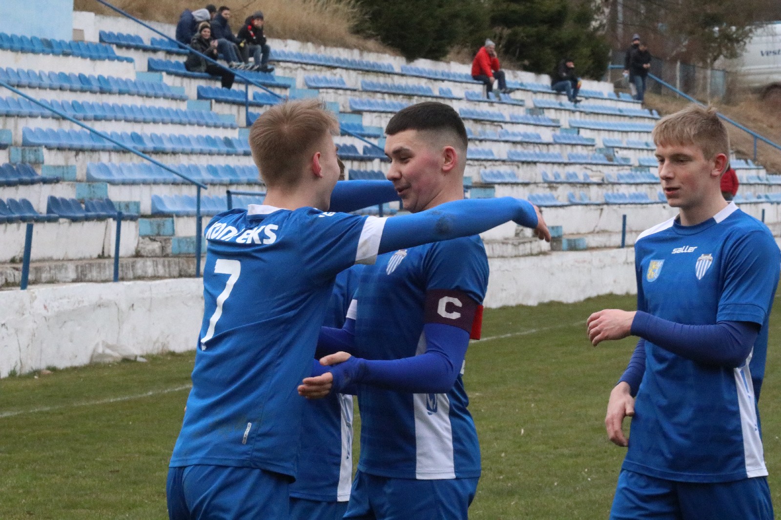 Konfeks Legnica pewnie wygrywa z LZS Byczyną
