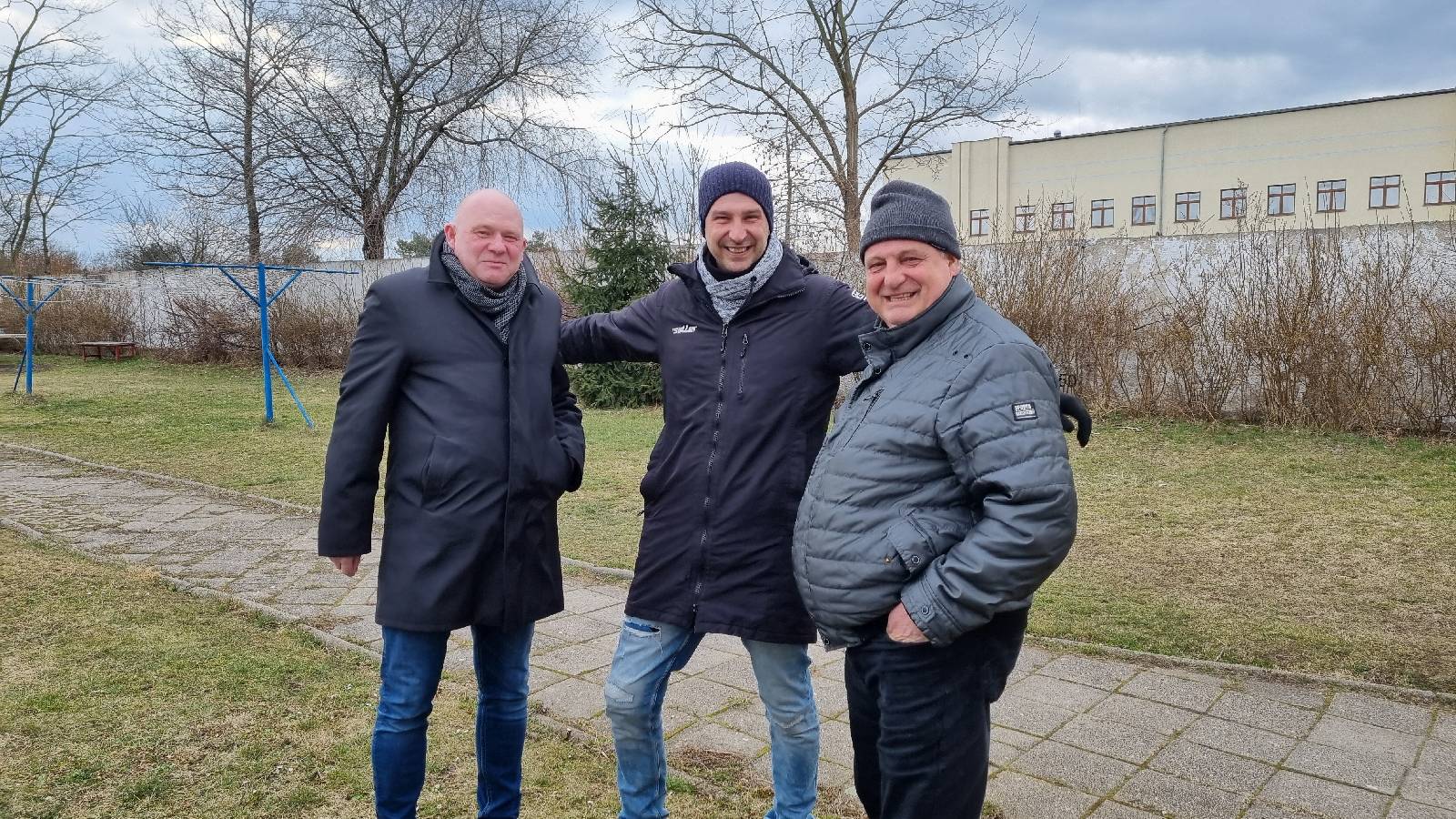 Konfeks Legnica pewnie wygrywa z LZS Byczyną
