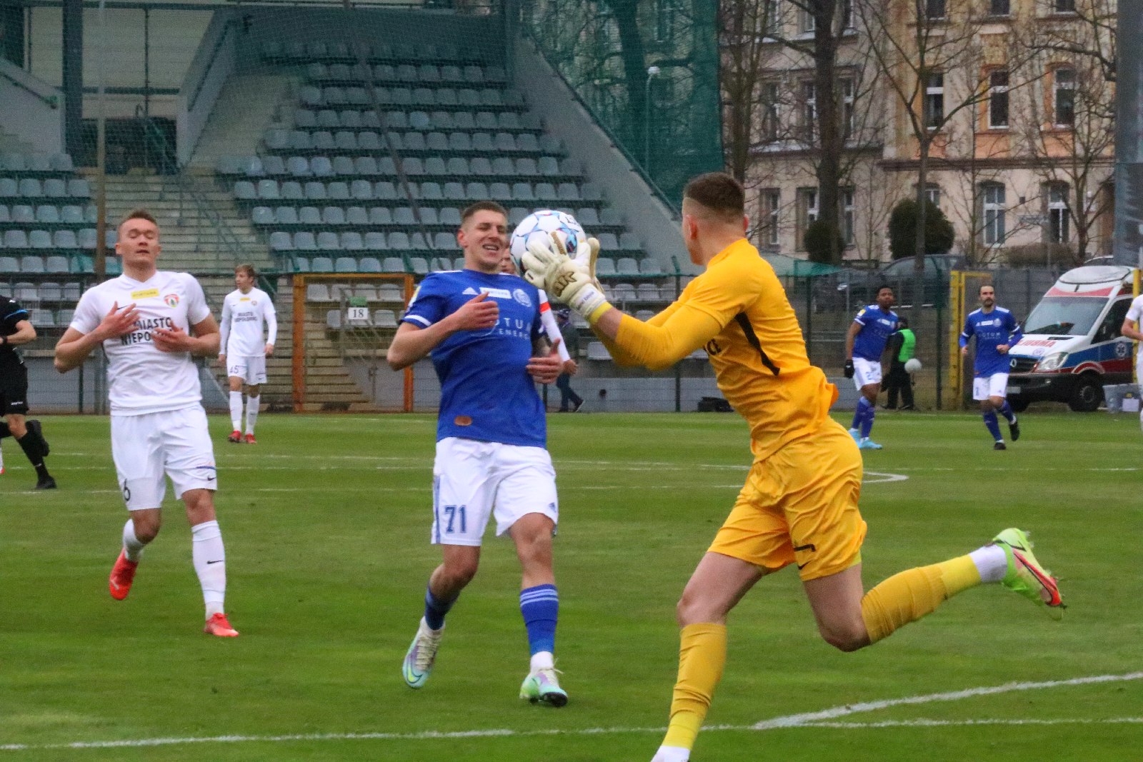 Kolejne zwycięstwo Miedzi Legnica po koncercie Makucha