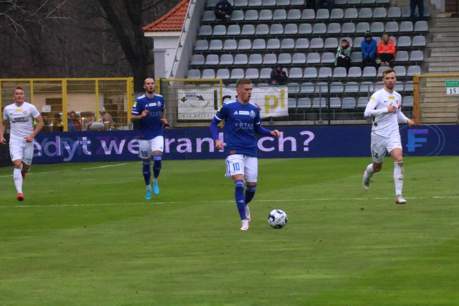 Kolejne zwycięstwo Miedzi Legnica po koncercie Makucha