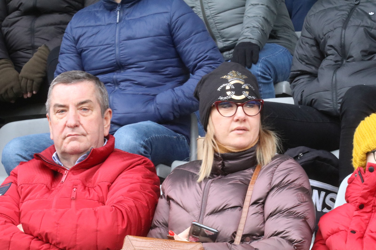 Kibice na stadionie podczas meczu z Puszczą Niepołomice

