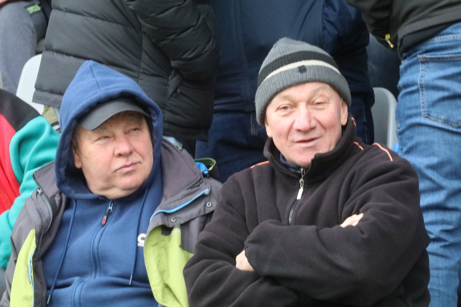 Kibice na stadionie podczas meczu z Puszczą Niepołomice
