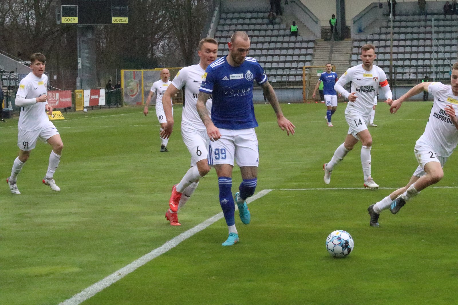 Kolejne zwycięstwo Miedzi Legnica po koncercie Makucha