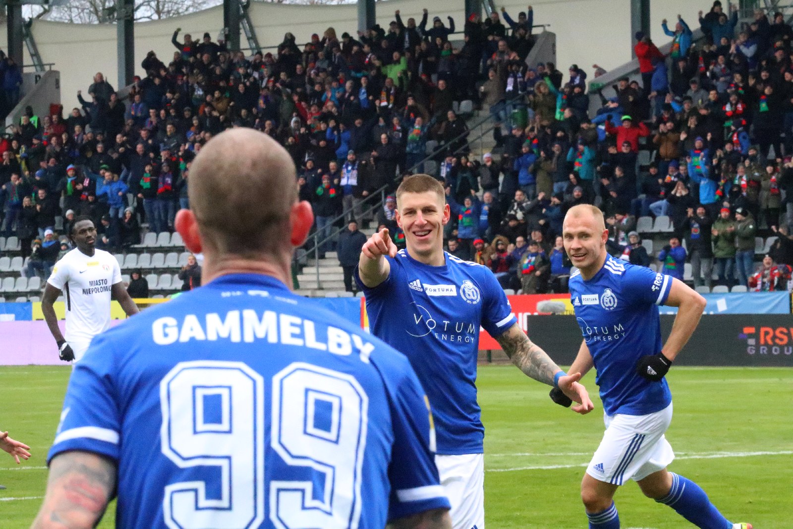 Kolejne zwycięstwo Miedzi Legnica po koncercie Makucha