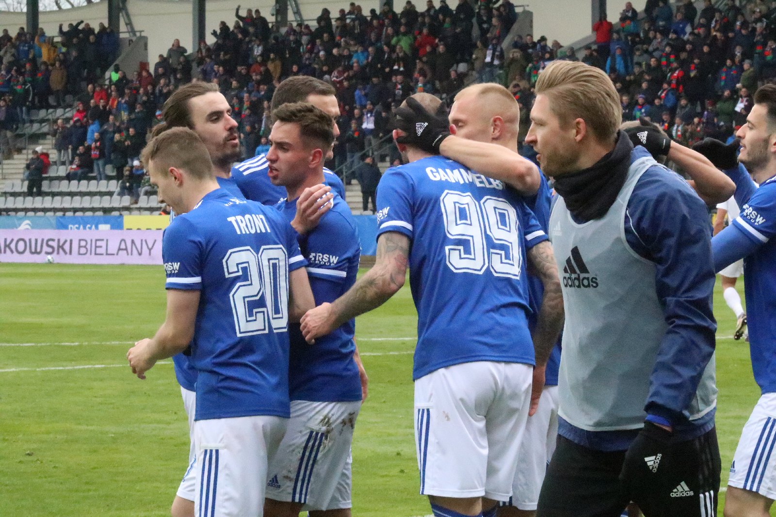 Kolejne zwycięstwo Miedzi Legnica po koncercie Makucha