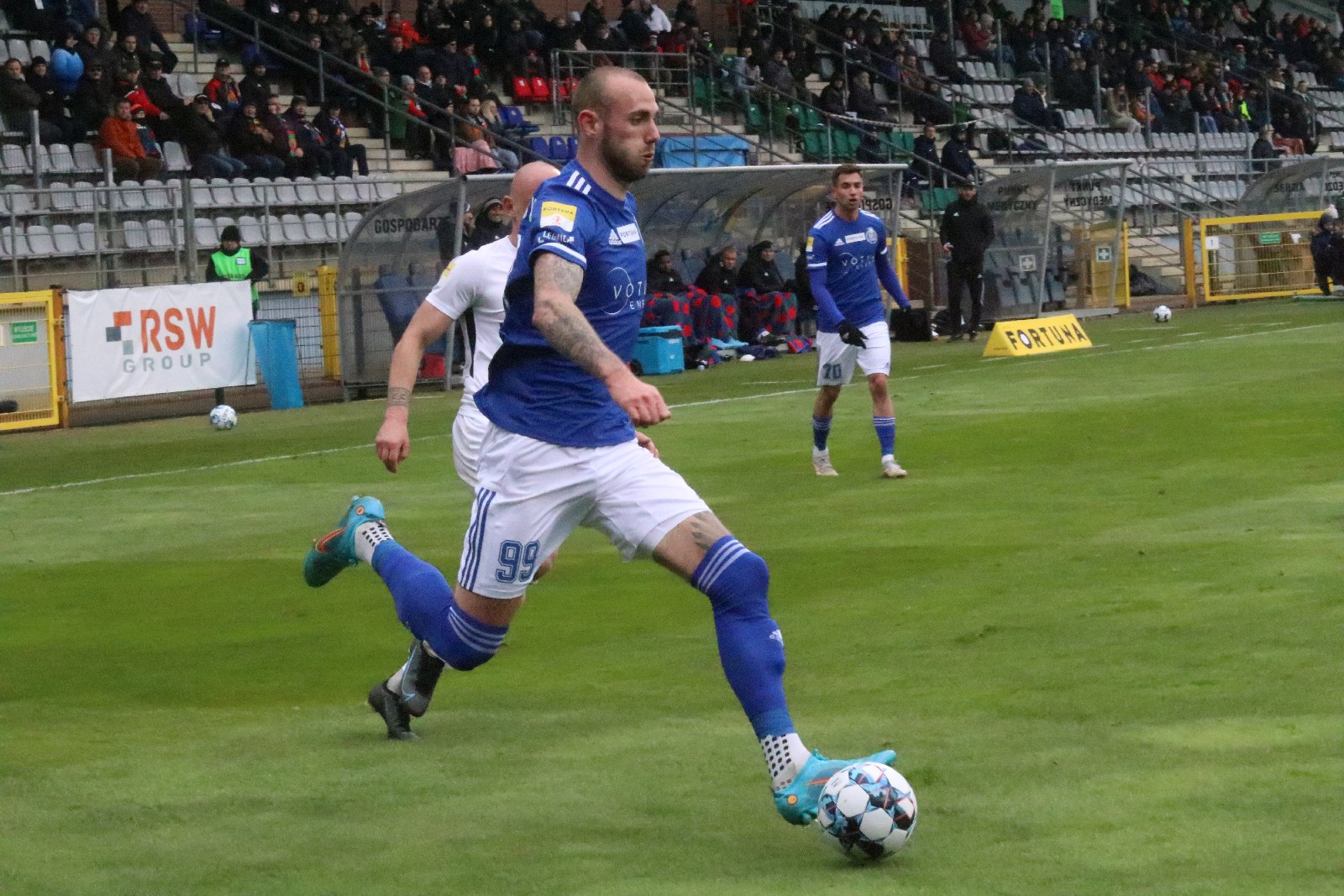 Kolejne zwycięstwo Miedzi Legnica po koncercie Makucha