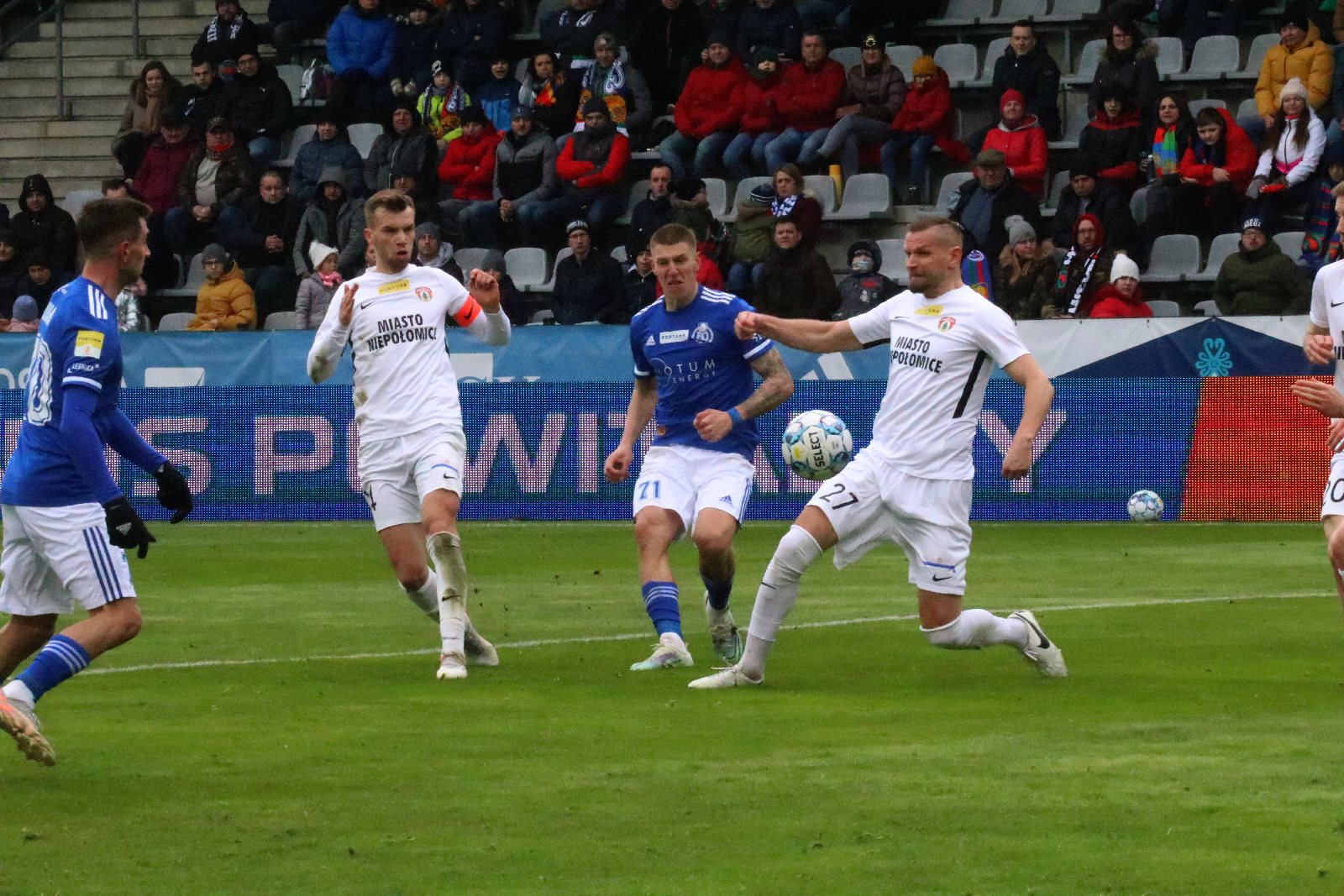 Kolejne zwycięstwo Miedzi Legnica po koncercie Makucha