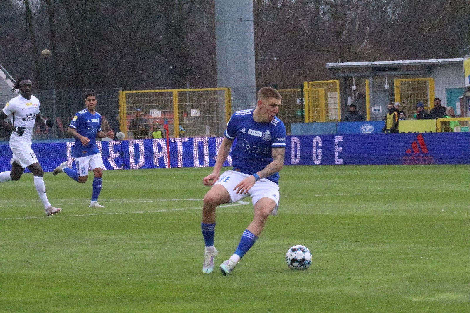 Kolejne zwycięstwo Miedzi Legnica po koncercie Makucha